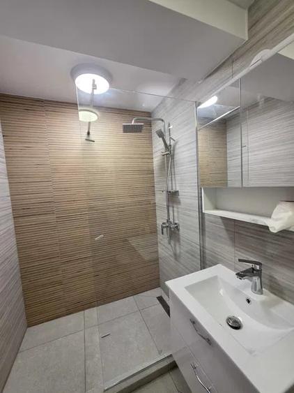 Apartament cu 2 camere decomandat, mobilat în Energia