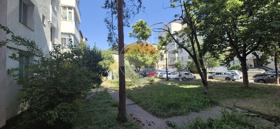 Garsonieră decomandată, mobilată în Central