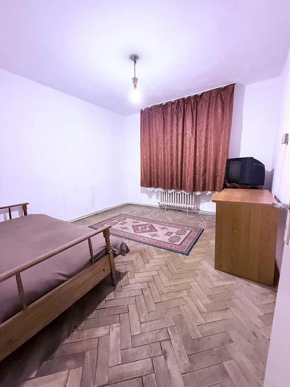 Apartament cu 2 camere decomandat în Unirii