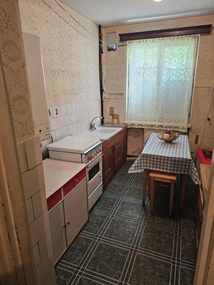 Apartament cu 2 camere semidecomandat în Exterior Vest