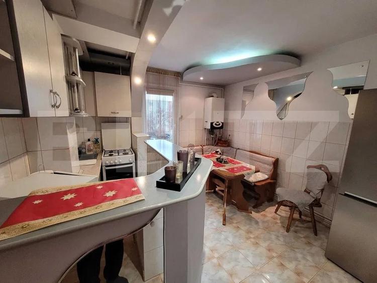 Apartament cu 2 camere decomandat, mobilat în Tudor