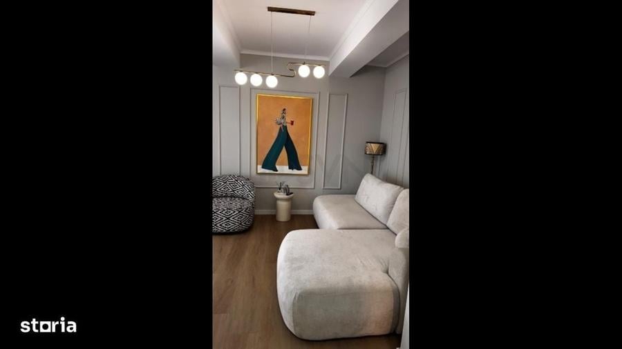 Apartament cu 3 camere decomandat în Central