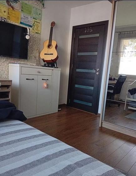 Apartament cu 3 camere semidecomandat, mobilat în Obor