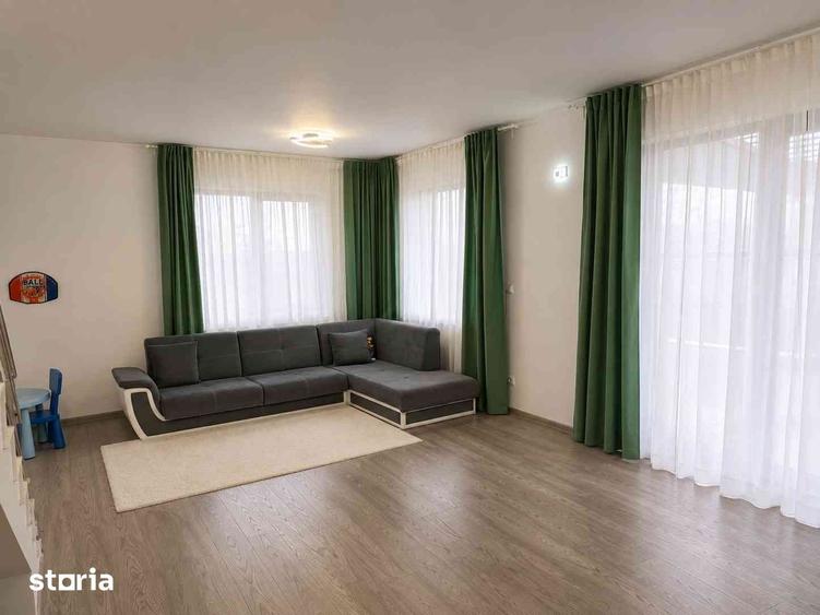 Casă cu 4 camere cu Teren 100 Mp în Central