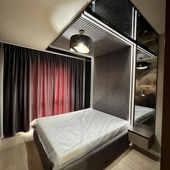Apartament cu 3 camere decomandat în Exterior Vest