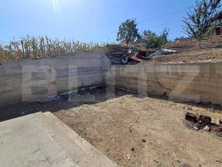 Casă individuală cu 3 camere cu Teren 1354 Mp în Sărmașu