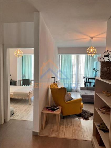 Apartament cu 2 camere semidecomandat, mobilat în Titan