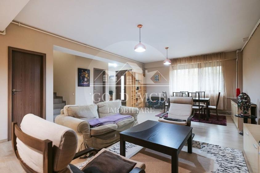 Duplex cu 4 camere cu Canalizare în Ferme
