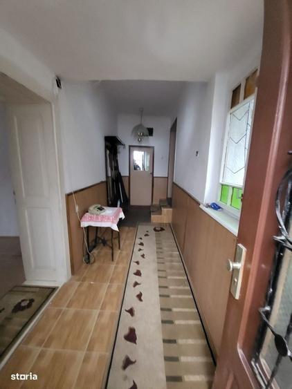 Casă cu 3 camere în Vinerea