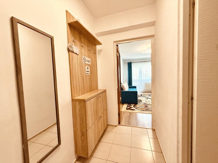 Apartament cu 2 camere decomandat, mobilat în Ultracentral