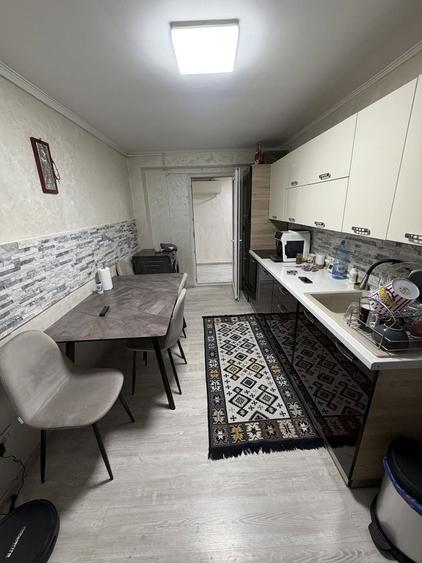 Apartament cu 3 camere, mobilat în Viziru 3