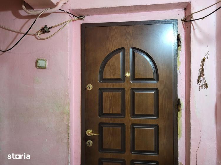 Apartament 3 camere, parter, cu balcon. Necesita renovare completa. - 8