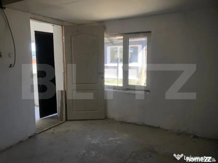 Casă cu 1 camere cu Teren 131 Mp în Petin