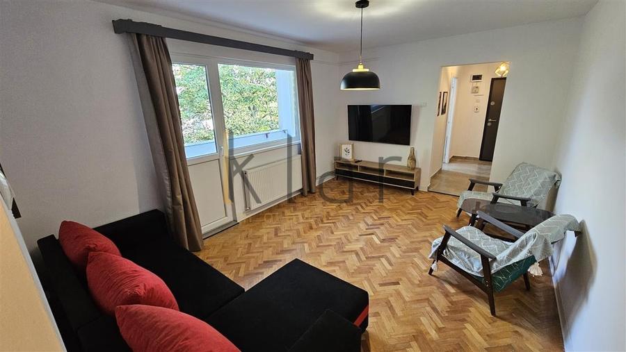 Apartament cu 3 camere semidecomandat, mobilat în Gheorgheni
