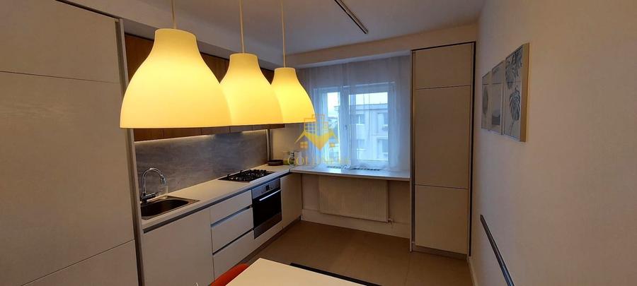 Apartament cu 2 camere decomandat, mobilat în Zorilor