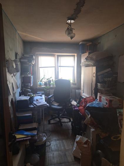 Apartament cu 3 camere semidecomandat, mobilat în Săsar