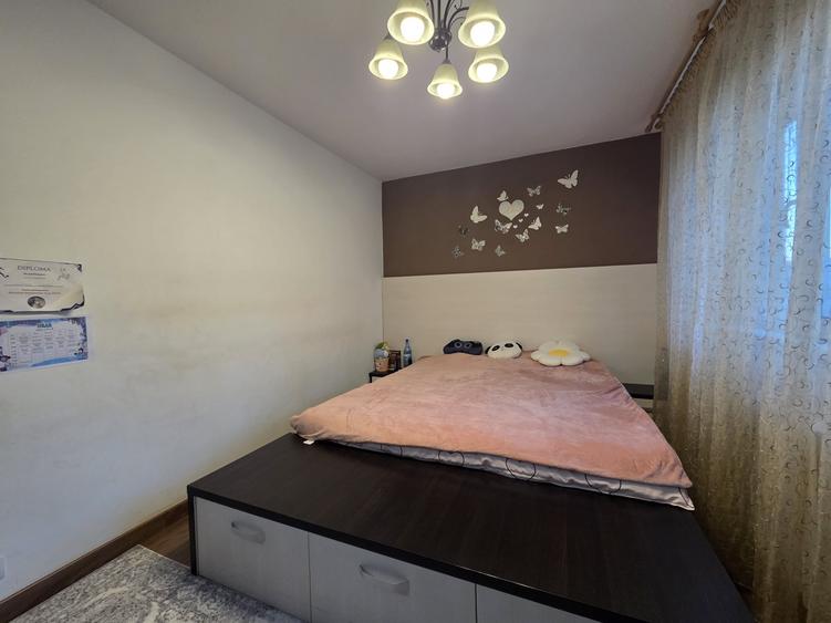 Apartament cu 3 camere semidecomandat, mobilat în Tătărași