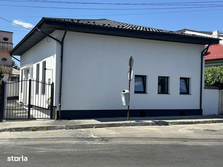 Spațiu comercial, de 110 mp, în Central