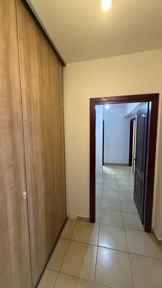 Apartament cu 2 camere decomandat, mobilat în Voluntari