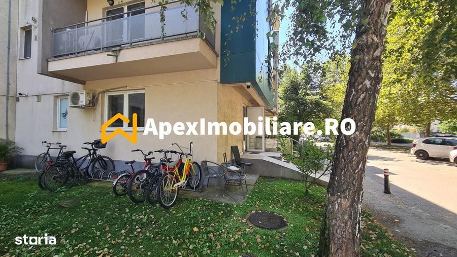 Garsonieră decomandată în Băneasa