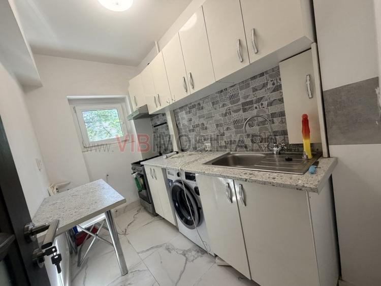 Apartament cu 2 camere semidecomandat în Grivița