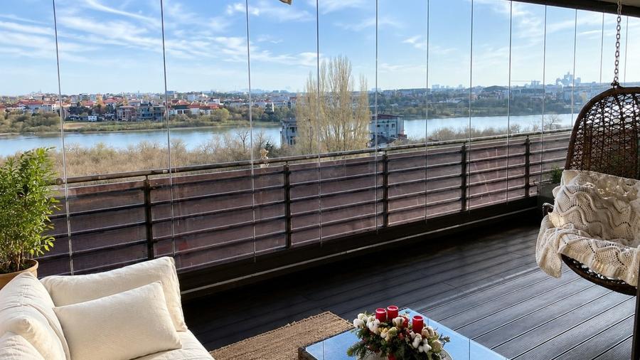 Apartament cu 4 camere decomandat în Băneasa