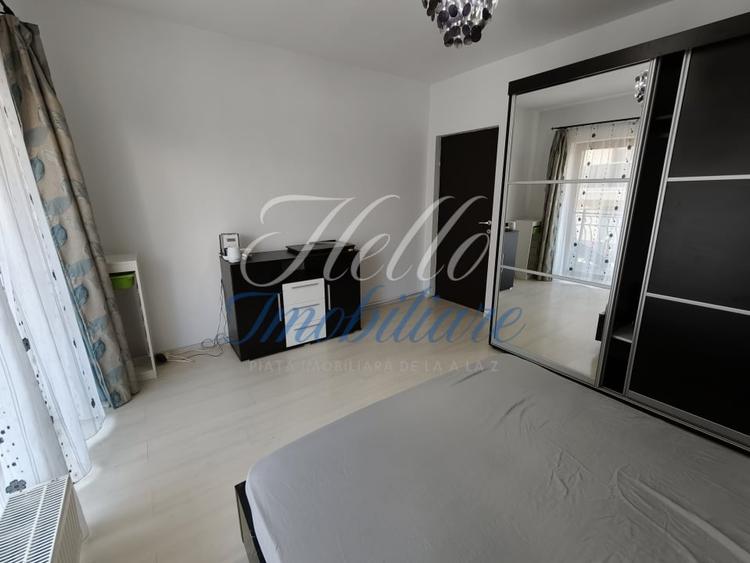 Apartament cu 2 camere semidecomandat, mobilat în Florești