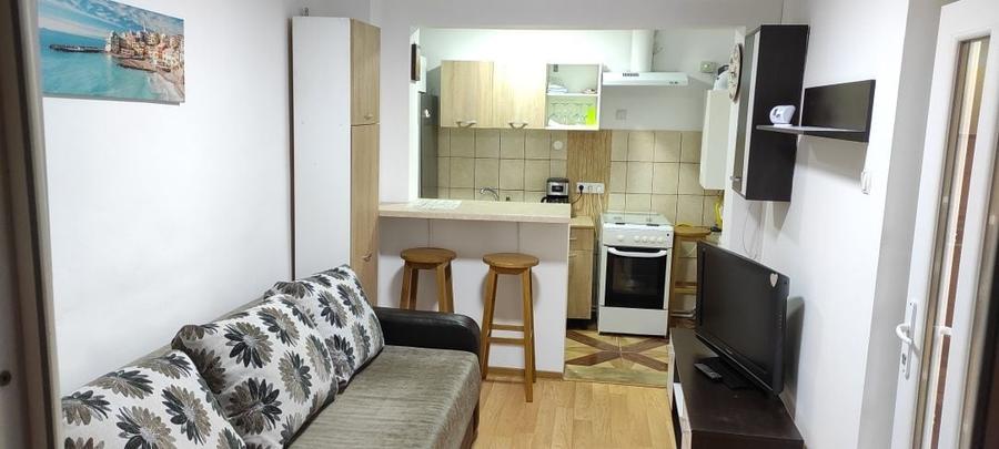 Casă cu 2 camere nedecomandat în Marghiloman
