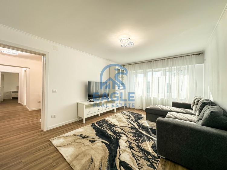 Apartament cu 3 camere decomandat, mobilat în Faleza Nord
