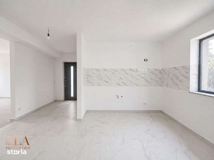 Casă cu 3 camere în Domnești