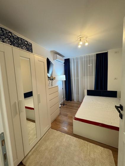 Apartament cu 3 camere decomandat în Lujerului