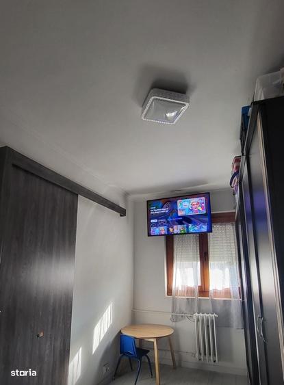 Apartament cu 2 camere semidecomandat în Valea Rosie