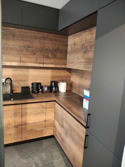 Apartament cu 3 camere decomandat, mobilat în Șelimbăr