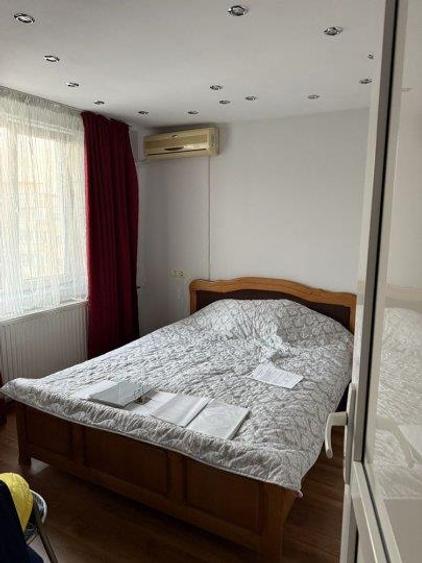 Apartament cu 3 camere decomandat, mobilat în Brâncoveanu