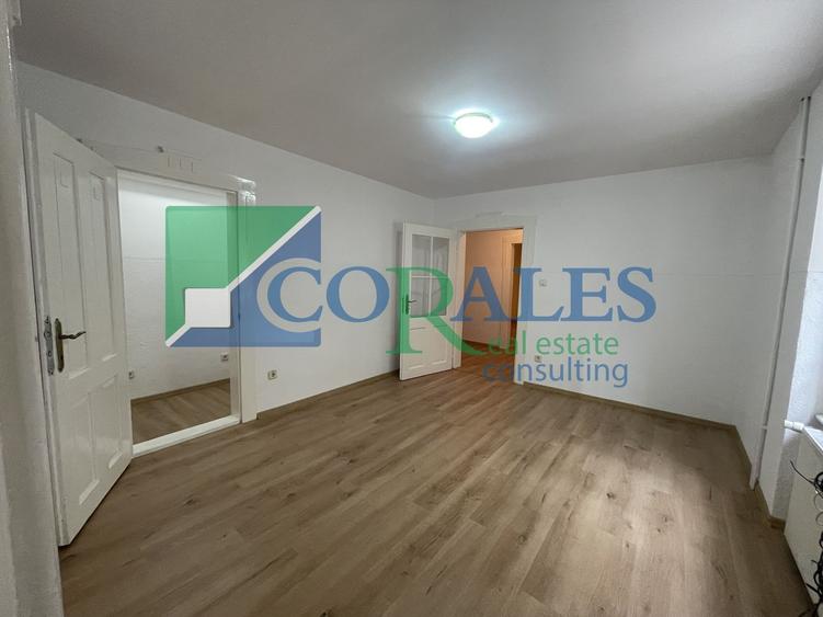 Apartament cu 5 camere semidecomandat în Elisabetin
