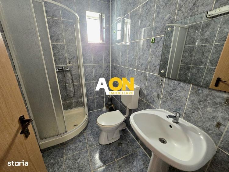 Apartament cu 4 camere decomandat, mobilat în Cetate