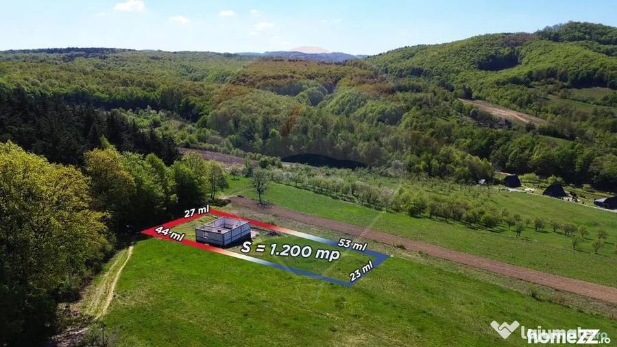 Casă cu 3 camere cu Teren 1200 Mp în Coaș