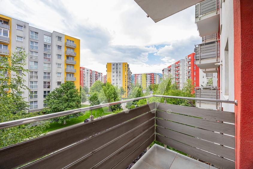 Apartament cu 3 camere decomandat, mobilat în Avantgarden