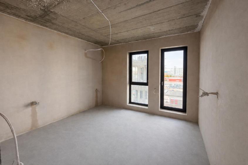 Apartament cu 3 camere decomandat în Mihai Bravu
