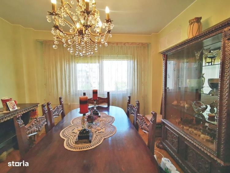 Apartament cu 4 camere în Ultracentral