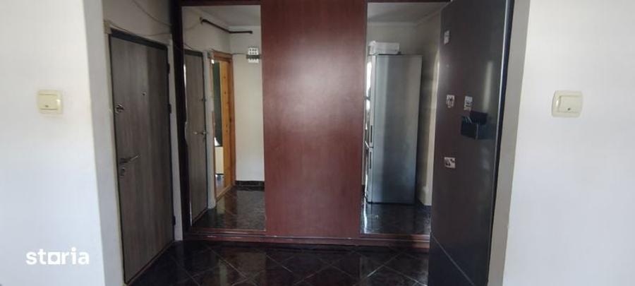 Apartament cu 2 camere în Tomis III