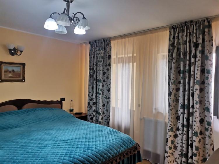 Duplex cu 8 camere cu Teren 1000 Mp în Ultracentral