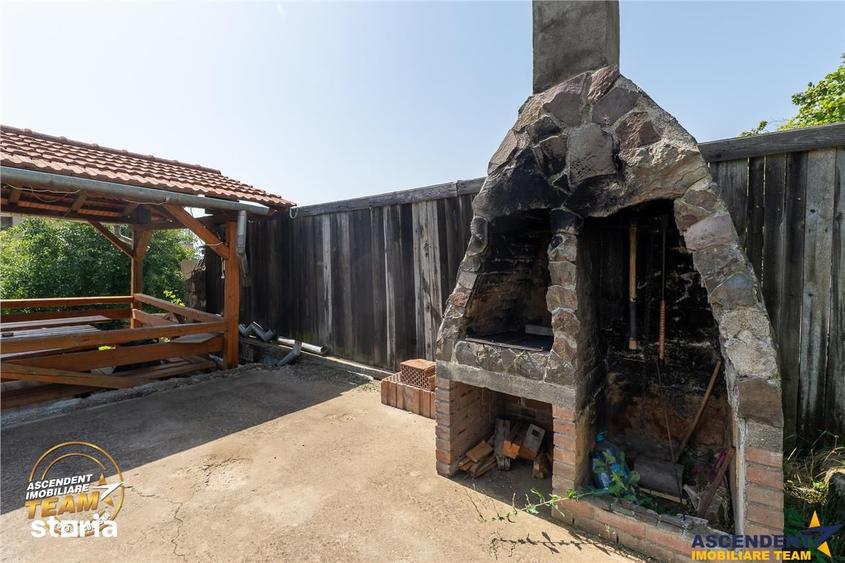 Casă cu 4 camere cu Teren 1514 Mp în Simeria