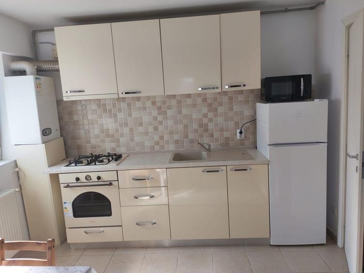 Apartament cu 2 camere în Runcu