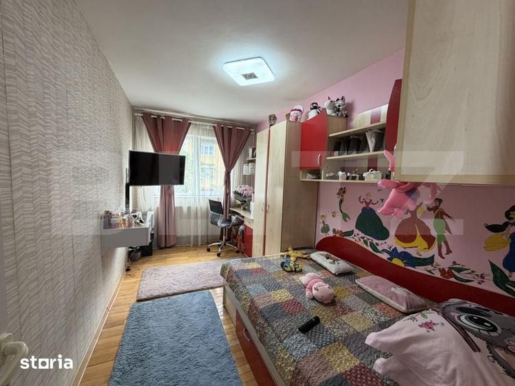 Apartament cu 3 camere decomandat în Plopilor