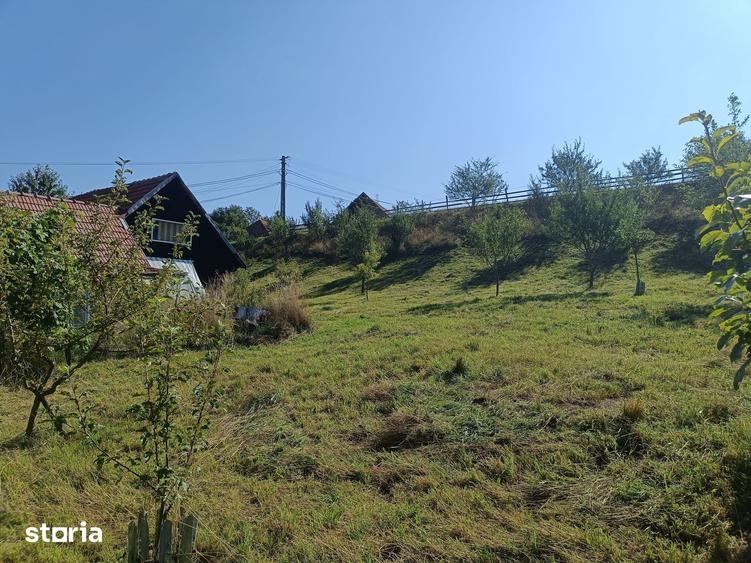 Teren de 3980 mp, în Bran