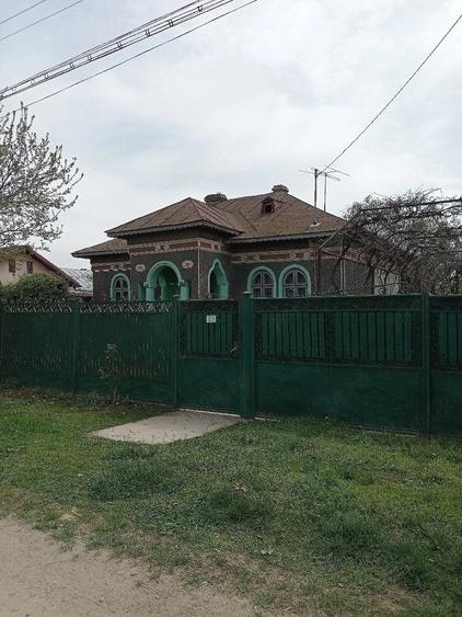 Casă cu 3 camere cu Teren 656 Mp în Fierbinți-Târg