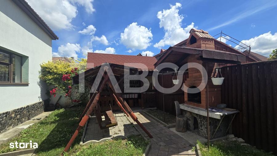 Casă cu 5 camere cu Teren 250 Mp în Șelimbăr