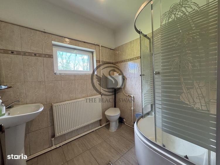 Casă cu 4 camere cu Teren 3117 Mp în Dumbrăvești