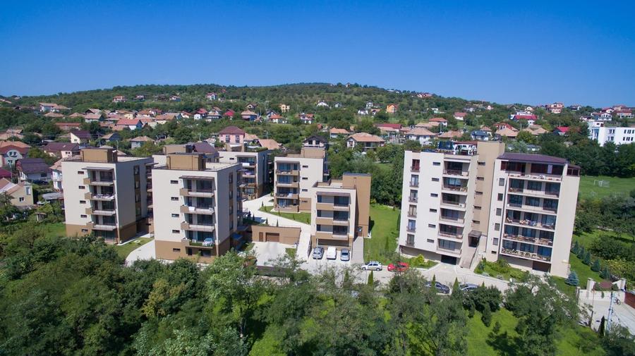 Apartament cu 2 camere decomandat, mobilat în Iris